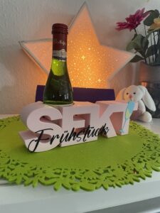 3D-Druck PLA Deko Dekoration Decoration FDM Sekt Frühstück Aufsteller Gutschein